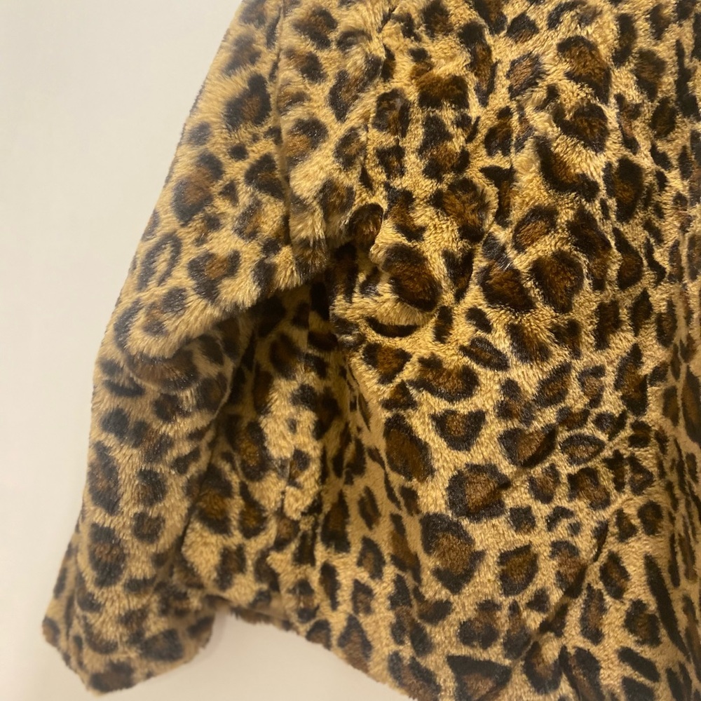 Leopard coat - Picture 8 of 11